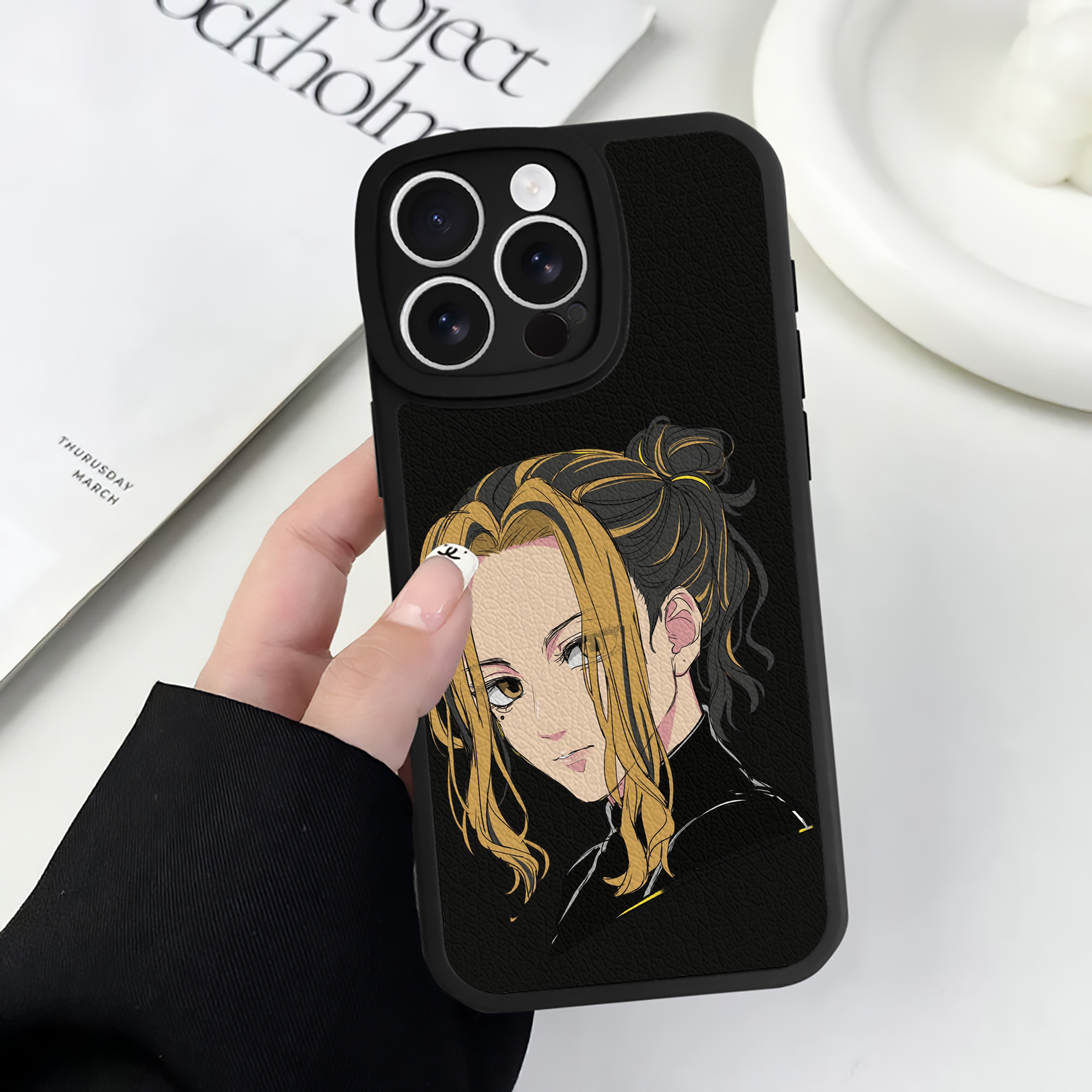 （画像用） 東京リベンジャーズ Tokyo Revengers 【iPhone 16シリーズ対応】シリコンスマホケース（レザー調） 材質：シリコン
